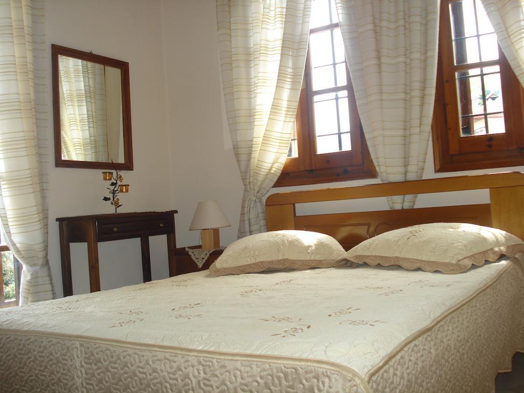 Alkmini Hotel Áyios Dhimítrios Eksteriør billede
